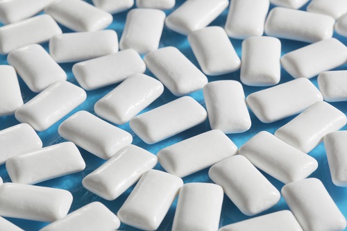 Closed-up white sugarless gums, and that represents the 